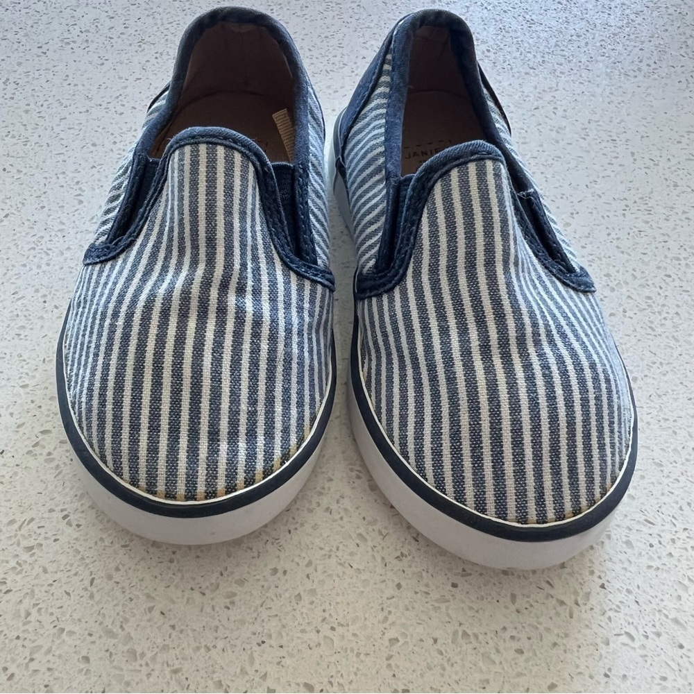 Janie and Jack STRIPED SLIP-ON SNEAKER boys size 7C